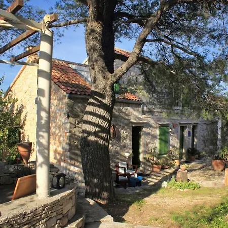 Family Friendly House With A Swimming Pool Talez, - 8850 *