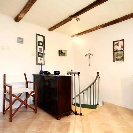 Family Friendly House With A Swimming Pool Talez, - 8850 Prázdninový dům