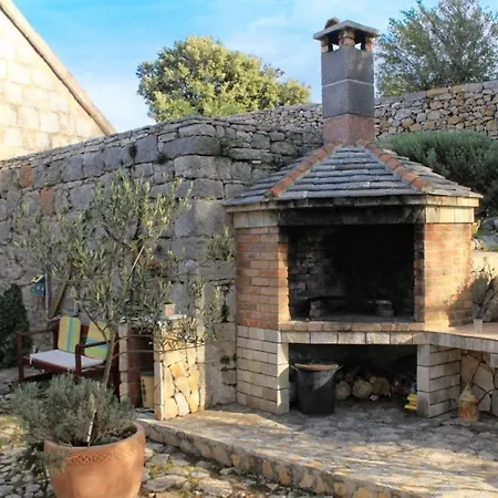 Family Friendly House With A Swimming Pool Talez, - 8850 Prázdninový dům *