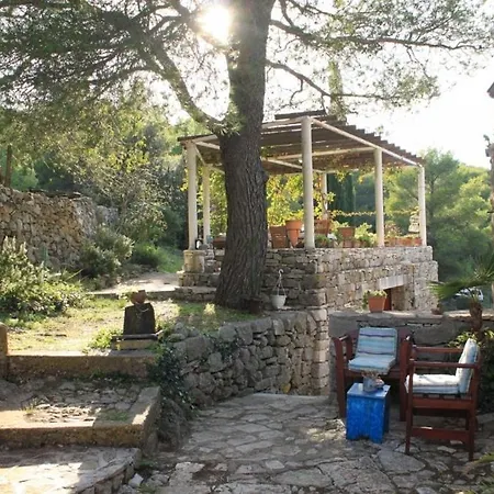 Family Friendly House With A Swimming Pool Talez, - 8850